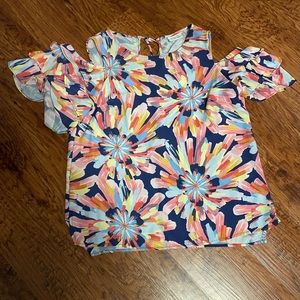 cold shoulder size small